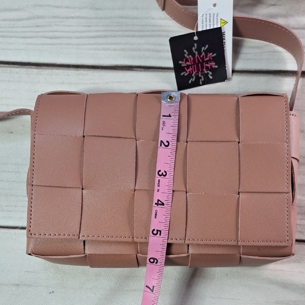 Olivia Miller Woven Crossbody Bag - Picture 3 of 11